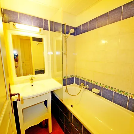 1a H3 108 - 363la Saint-Raphael (Var)